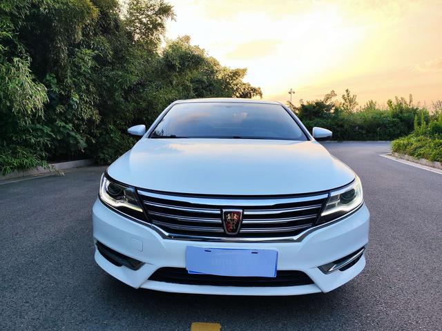 Roewe i6