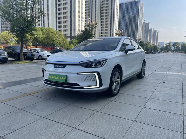 BAIC Beijing EU5