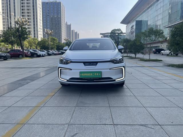 BAIC Beijing EU5