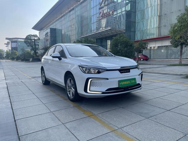 BAIC Beijing EU5