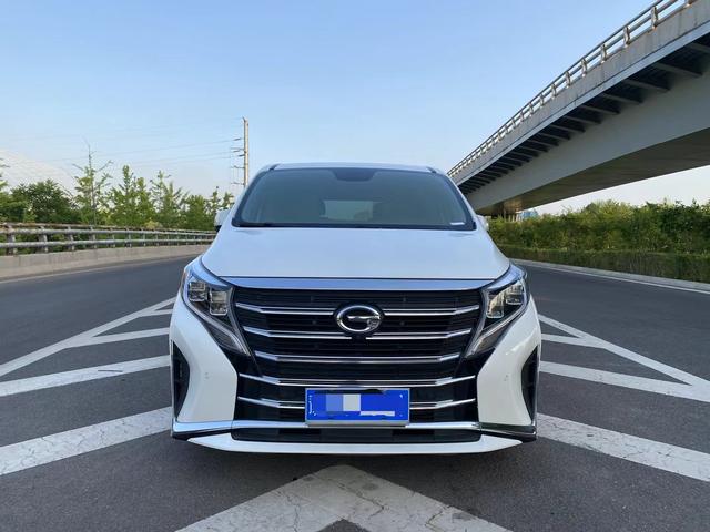 GAC Trumpchi M8