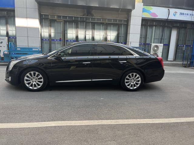 Cadillac XTS