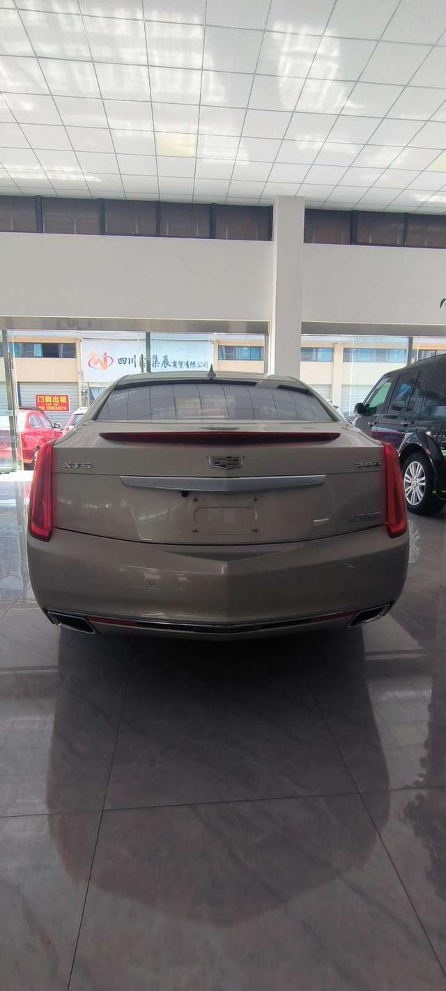 Cadillac XTS