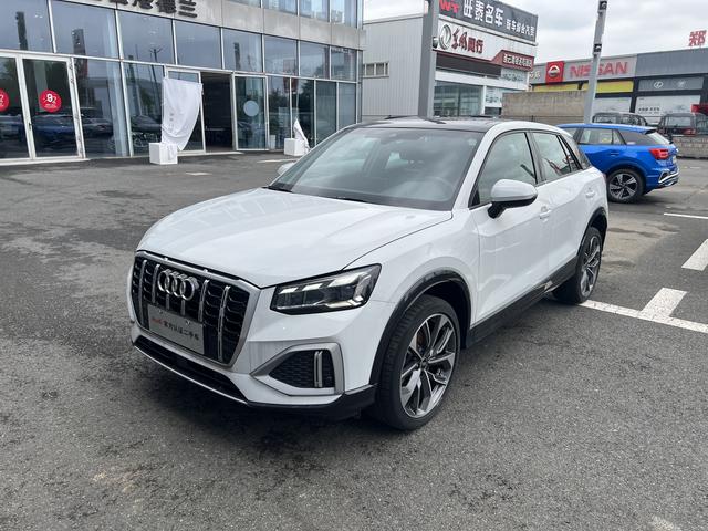 Audi Q2L