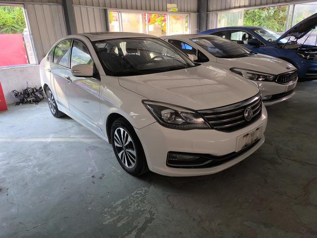 Dongfeng Fengshen A60