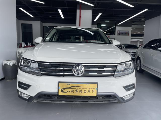 Volkswagen Tiguan L