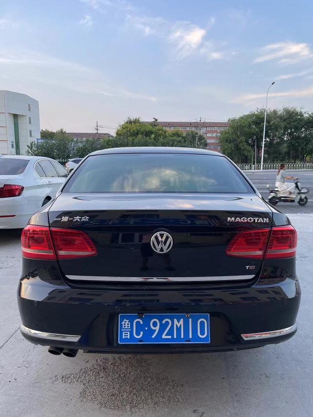 Volkswagen Magotan