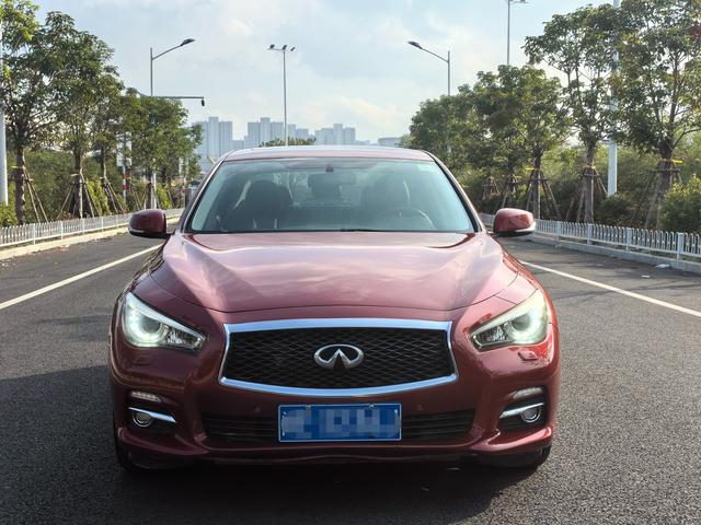 Infiniti Q50