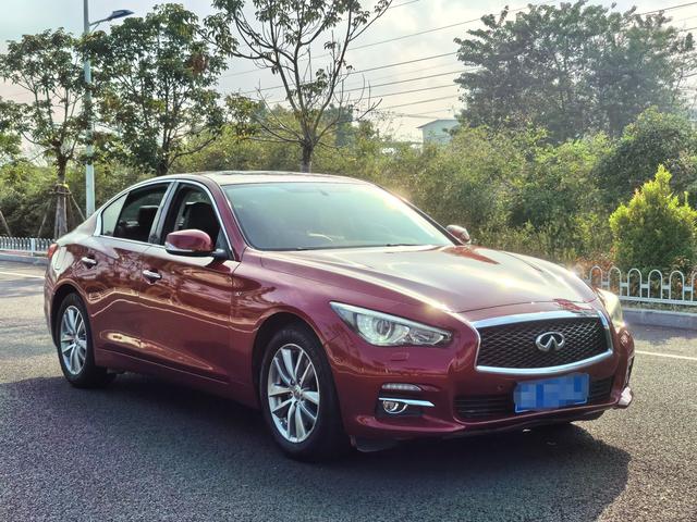 Infiniti Q50