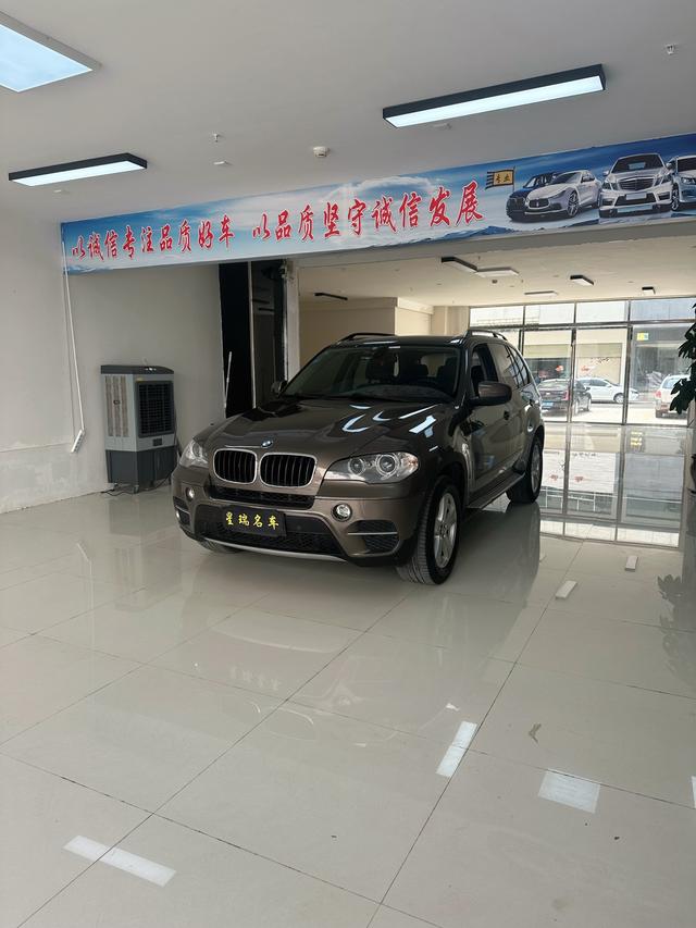 BMW X5 (imported)