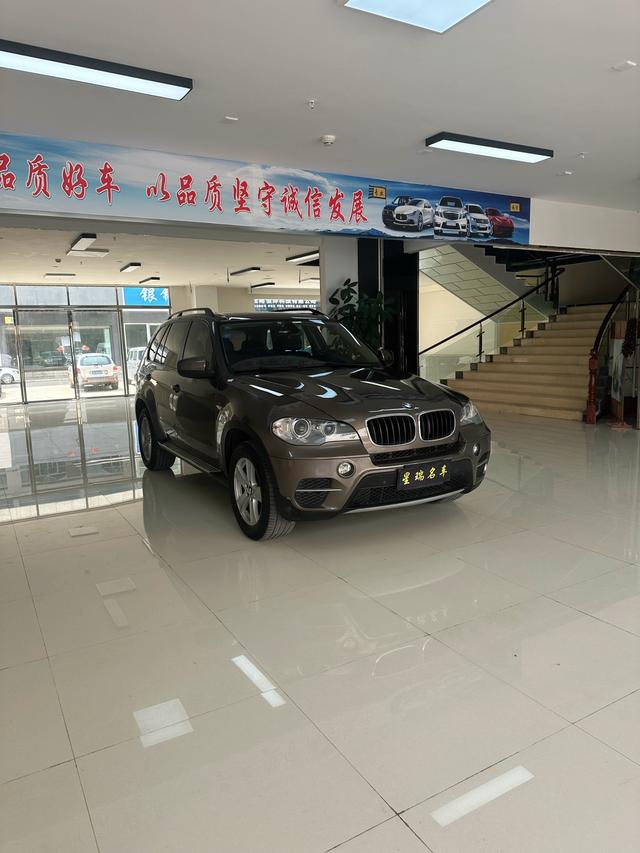 BMW X5 (imported)