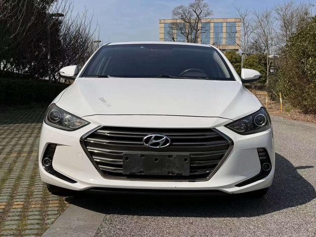 Hyundai Lead