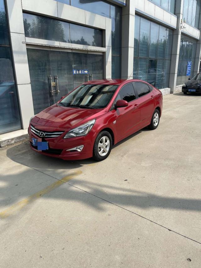 Hyundai Rena