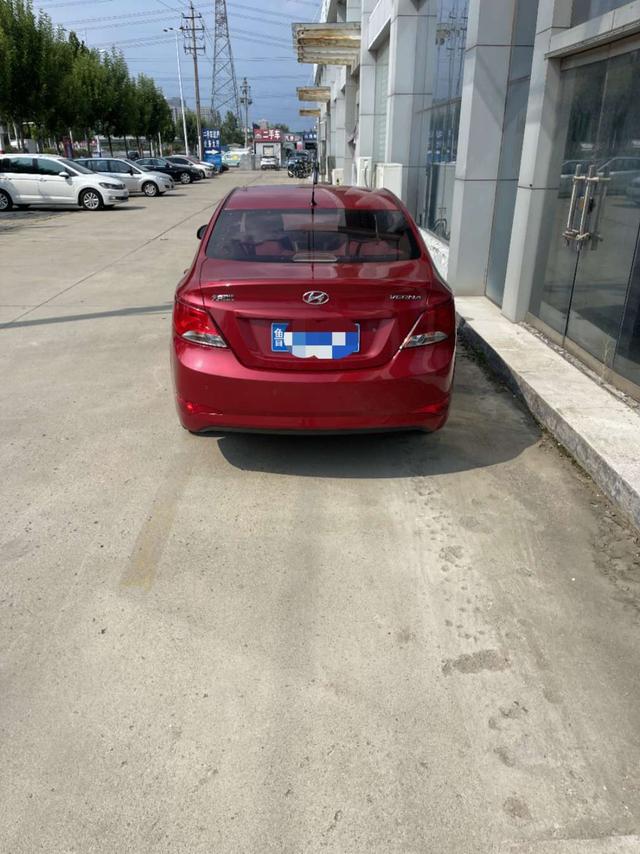 Hyundai Rena