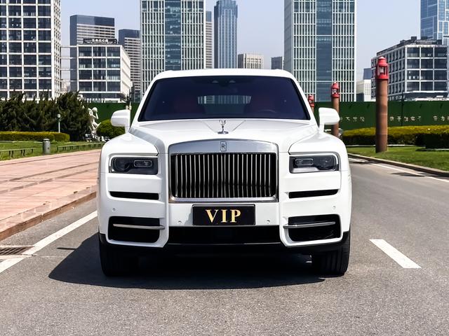 Rolls Royce Cullinan