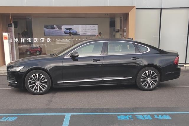 Volvo S90