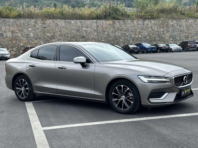 Volvo S60