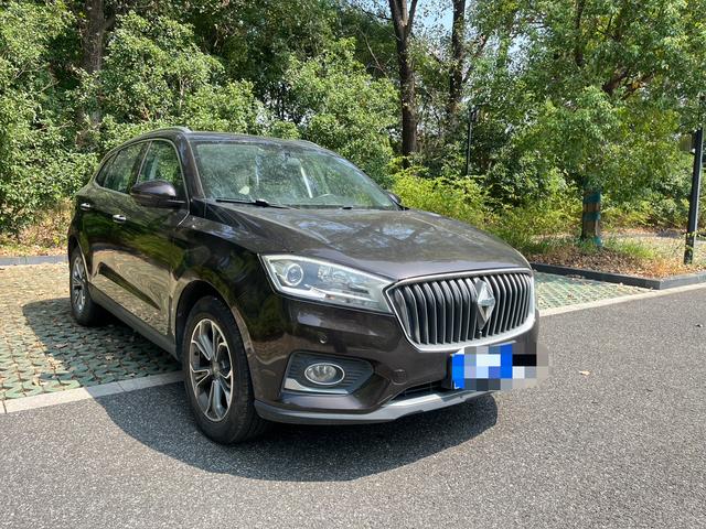 Borgward BX7