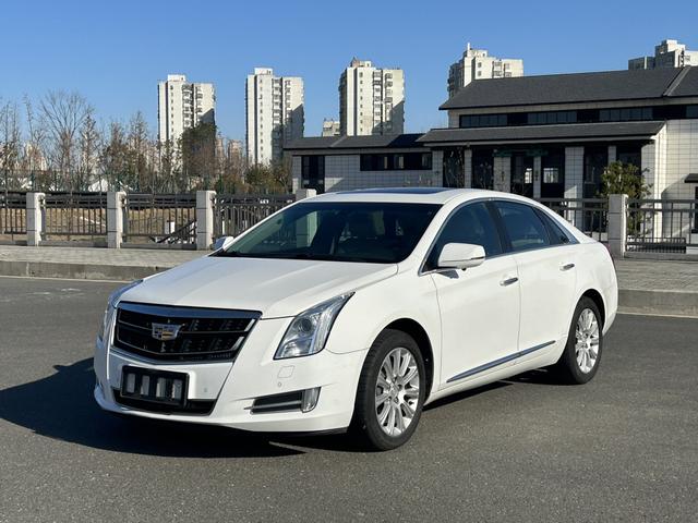 Cadillac XTS