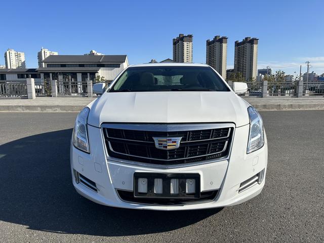 Cadillac XTS