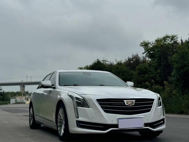 Cadillac CT6