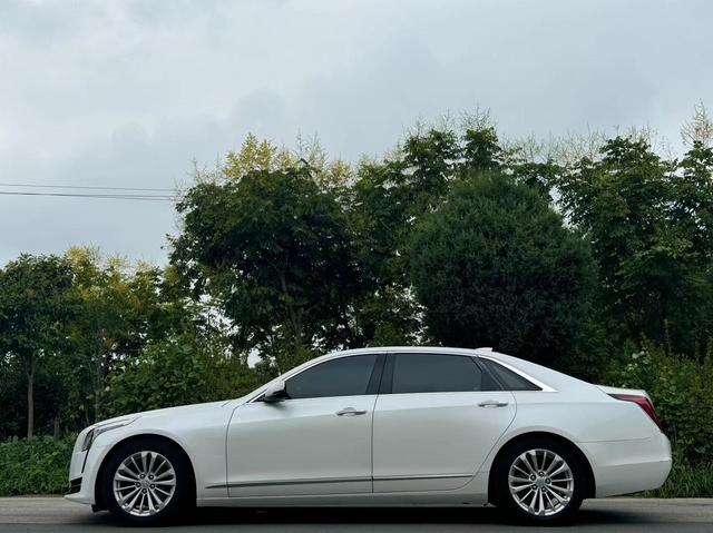 Cadillac CT6