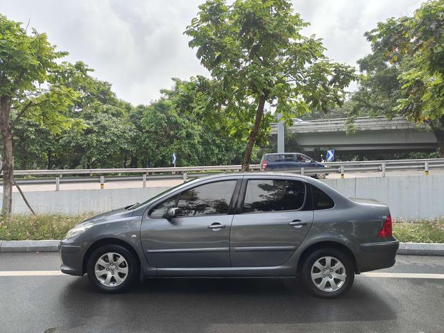 Peugeot 307