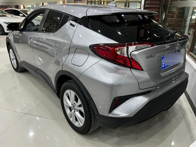 Toyota C-HR Hybrid