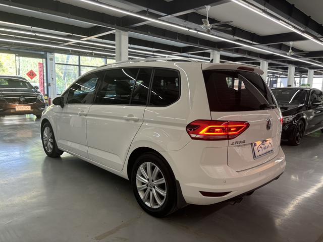 Volkswagen Touran L