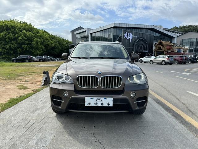 BMW X5 (imported)