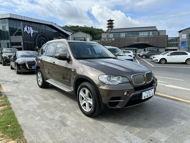 BMW X5 (imported)