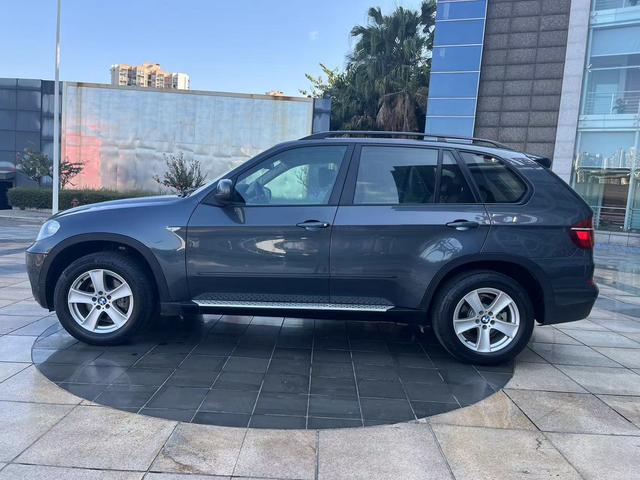 BMW X5 (imported)