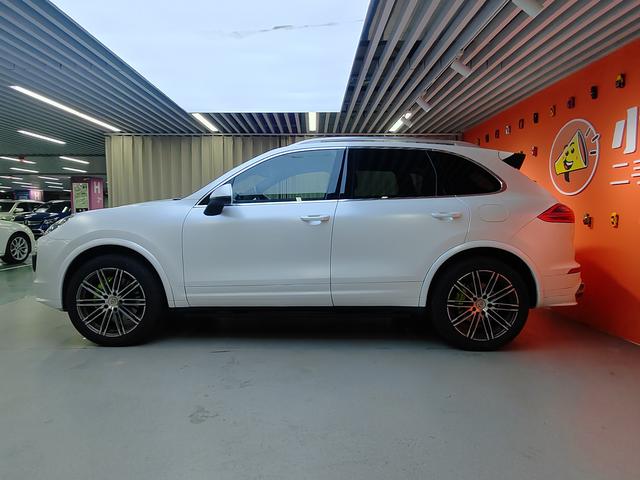 Porsche Cayenne E-Hybrid