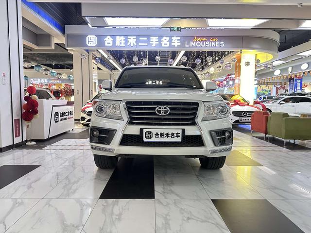 Toyota Land Cruiser (imported)