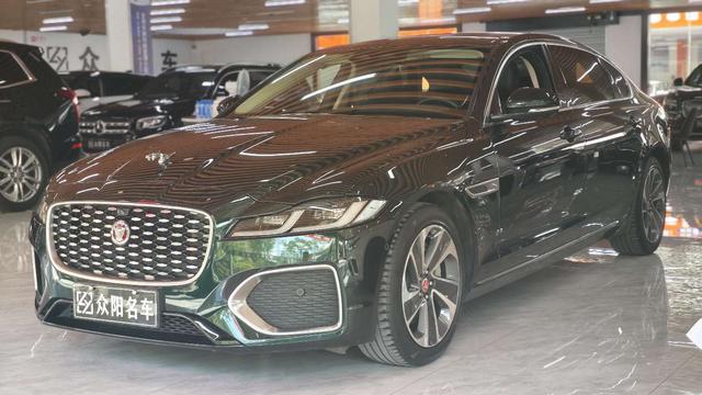 Jaguar XFL