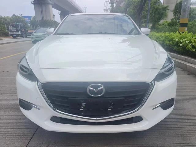 Mazda 3 Angkesela