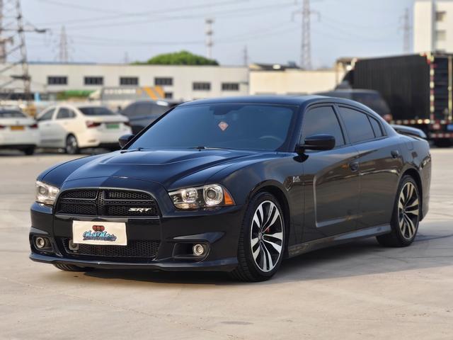 Dodge Charger SRT