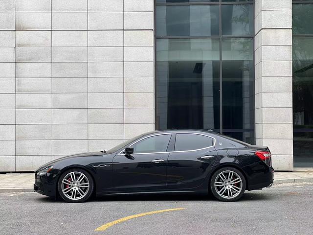 Maserati Ghibli