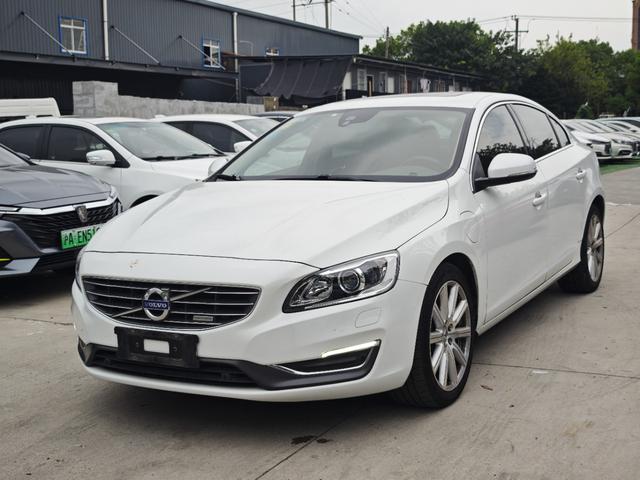 Volvo S60 PHEV