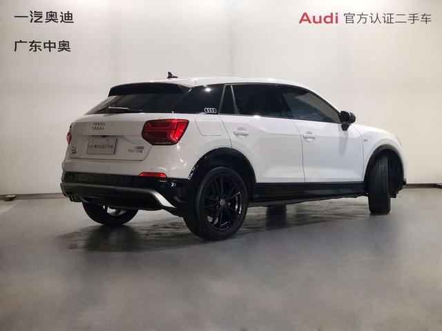 Audi Q2L