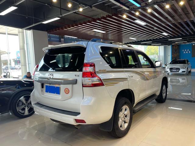 Toyota Prado