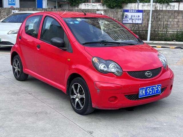 BYD F0