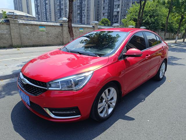 Chery Arrizo 5