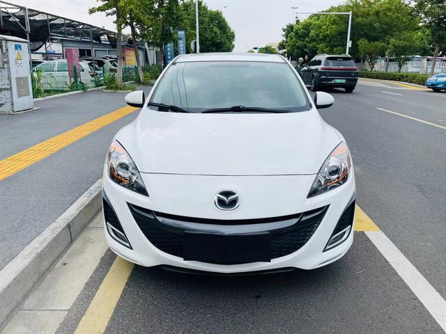 Mazda 3 star