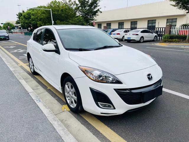 Mazda 3 star