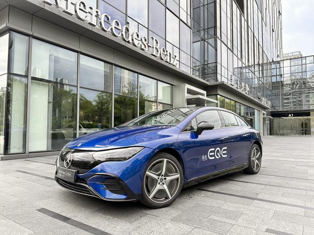 Mercedes-Benz EQE