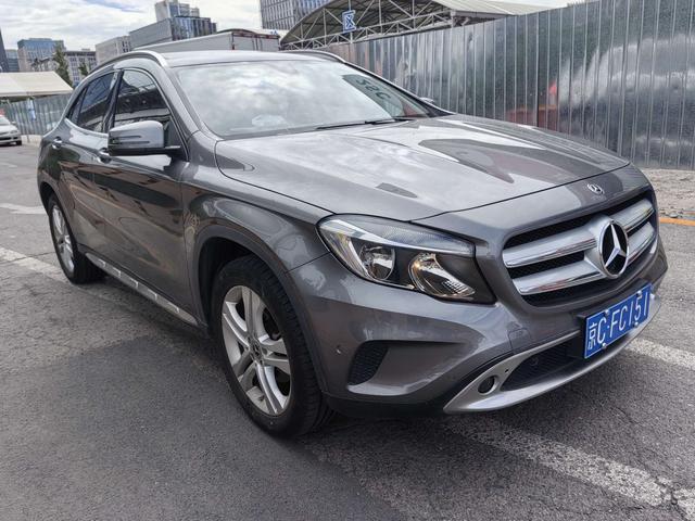 Mercedes-Benz GLA