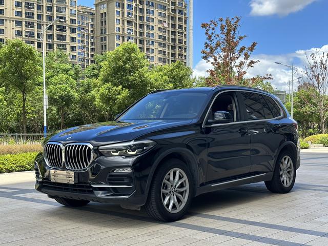 BMW X5 (imported)