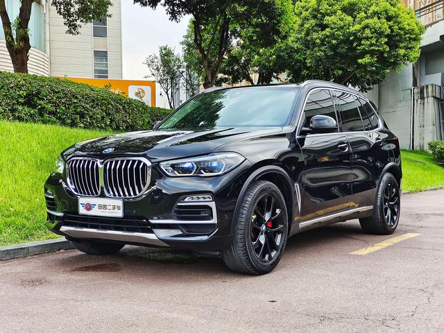 BMW X5 (imported)