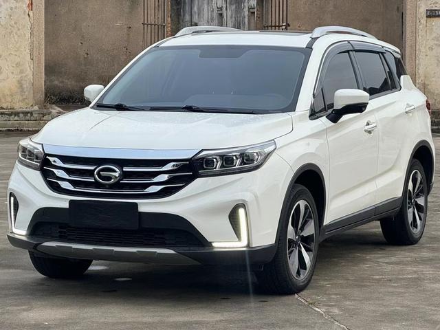 GAC Trumpchi GS4